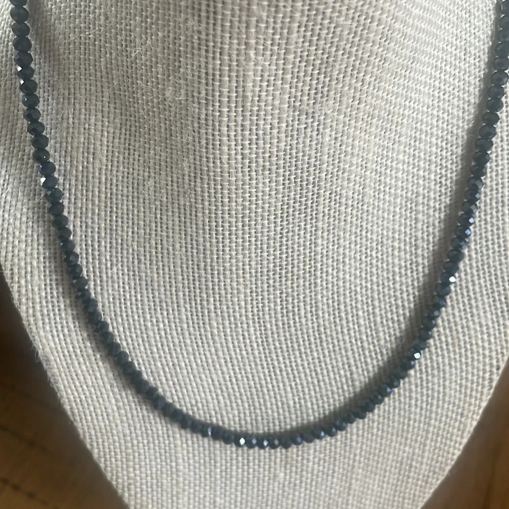Blue/black Crystal necklace in size 17”